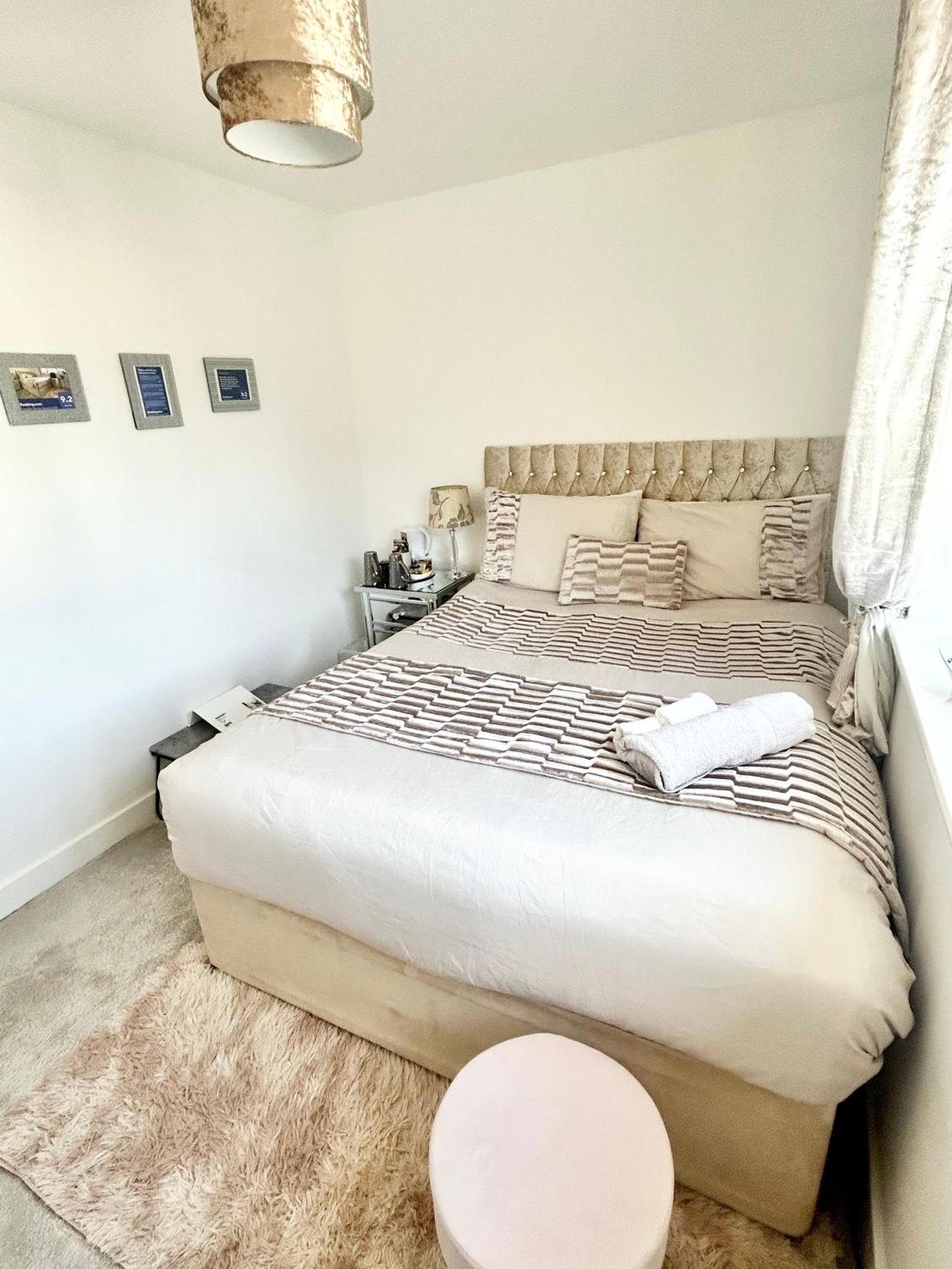 Fullers Modern And Stylish Room Chudleigh Екстериор снимка